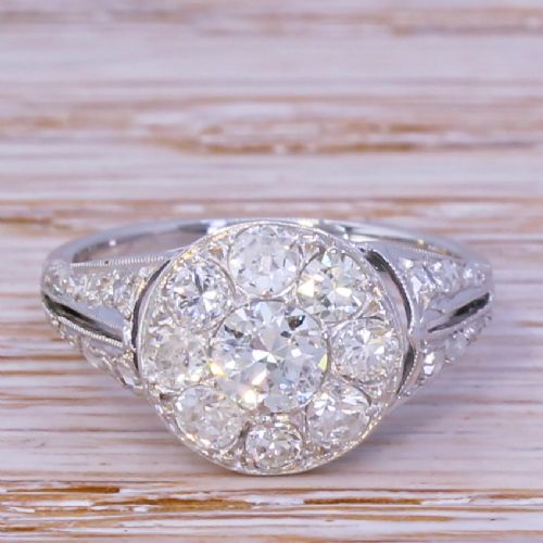 fig 1. Art Deco 0.97 Carat Old Cut Diamond Cluster Ring, circa 1945