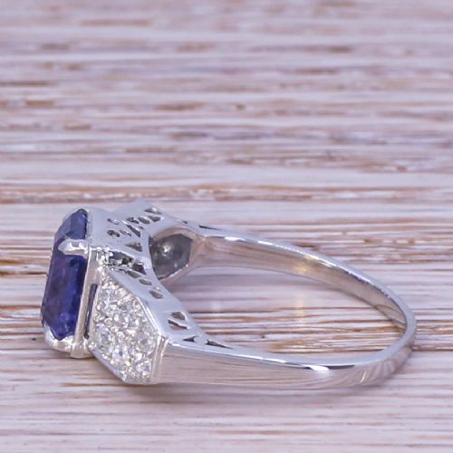 fig 1. Art Deco 2.75 Carat Ceylon Sapphire & Diamond Ring, circa 1930
