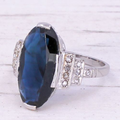 Art Deco 3.61 Carat Natural Sapphire Ring, Circa 1930