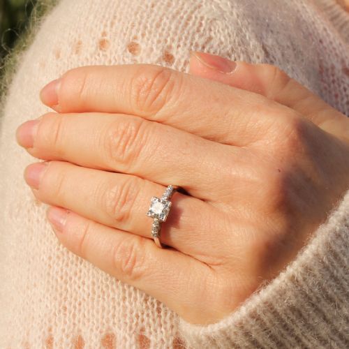 fig 1. Art Deco 0.75 Carat Old Cut Diamond Engagement Ring, circa 1940