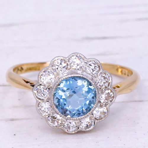 fig 2. Art Deco 0.84 Carat Aquamarine & Diamond Cluster Ring, circa 1925