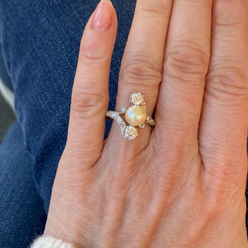 fig 1. Art Nouveau Pearl & 1.07 Carat Diamond Ring, circa 1910