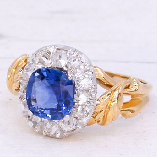 MID CENTURY 135 CARAT SAPPHIRE 090 CARAT OLD CUT DIAMOND RING CIRCA 1950