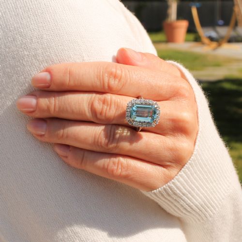 fig 1. Mid Century 5.81 Carat Aquamarine & Diamond Ring, circa 1965