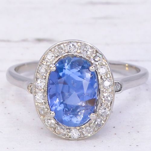 fig 2. Art Deco 3.25 Carat Ceylon Sapphire & Diamond Cluster Ring, circa 1930