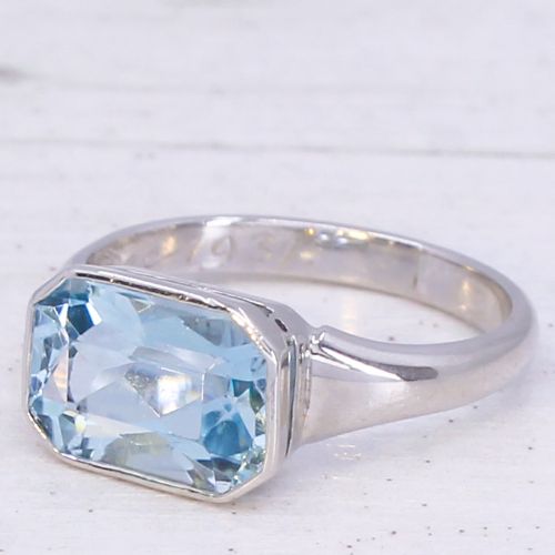 Art Deco 2.85 Carat Aquamarine Solitaire Ring, Dated 1931