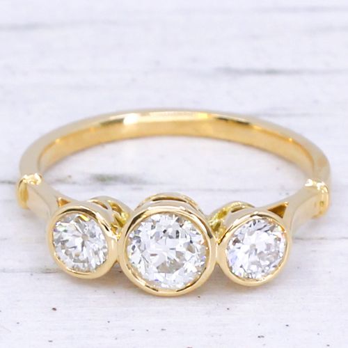 fig 2. Art Deco 1.07 Carat Old Cut Diamond Three Stone Ring, circa 1925