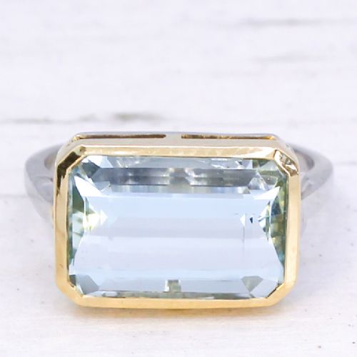 fig 2. Vintage 5.45 Carat Aquamarine Solitaire Ring, circa 1950