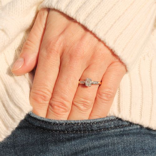 fig 1. Art Deco 0.80 Carat Old Mine Cut Diamond Engagement Ring, circa 1930