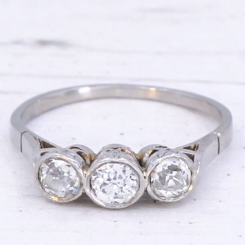 fig 2. Antique 0.78 Carat Old Cut Diamond Trilogy Ring, circa 1910