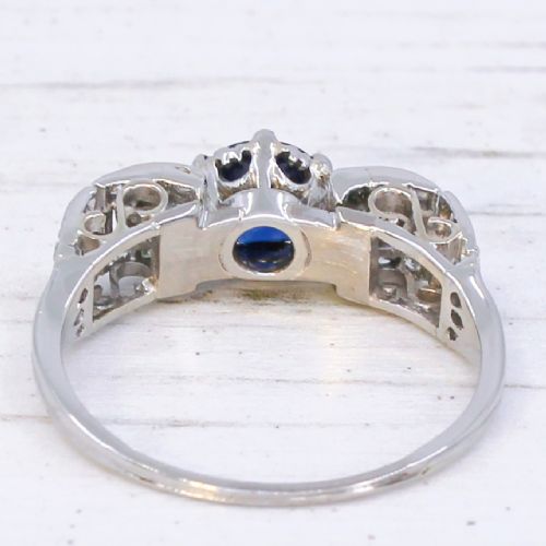 Antique 0.94 Carat Unheated Sapphire Solitaire Ring, circa 1915 View V