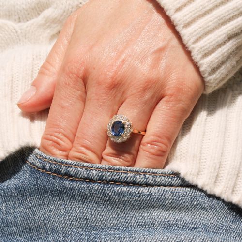 fig 1. Antique 2.06 Carat Unheated Sapphire & Diamond Ring, circa 1905