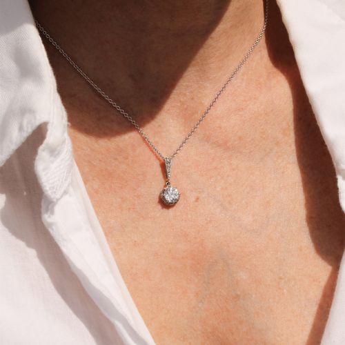 VINTAGE 105 CARAT OLD CUT DIAMOND PENDANT CIRCA 1930 - ADDITIONAL PHOTO 1