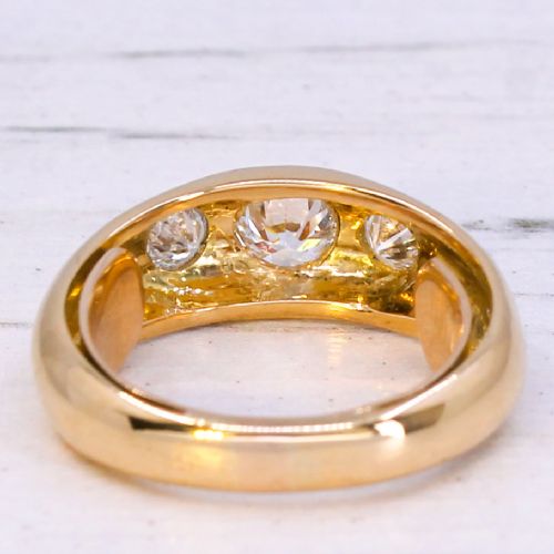 VINTAGE 084 CARAT OLD CUT DIAMOND THREE STONE GYPSY RING CIRCA 1950 - ADDITIONAL PHOTO 4