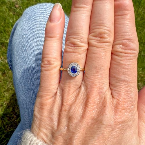 ANTIQUE 035 CARAT SAPPHIRE ROSE CUT DIAMOND CLUSTER RING CIRCA 1890 - ADDITIONAL PHOTO 1