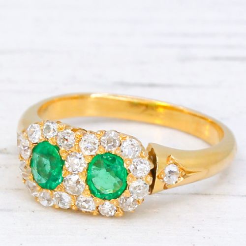 VICTORIAN 070 CARAT COLOMBIAN EMERALD DIAMOND DOUBLE CLUSTER RING CIRCA 1900