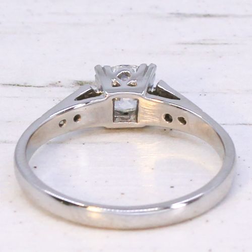VINTAGE 056 CARAT OLD CUT DIAMOND ENGAGEMENT RING CIRCA 1940 - ADDITIONAL PHOTO 4