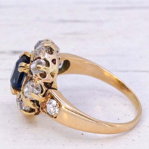 VINTAGE UNHEATED SAPPHIRE OLD CUT DIAMOND CLUSTER RING CIRCA 1900 - ADDITIONAL PHOTO 3