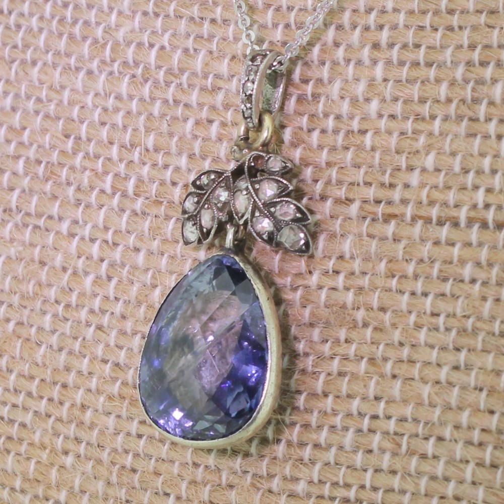 Art Deco 13.00 Carat Fancy Pear Sapphire Pendant, Italian, circa 1930
