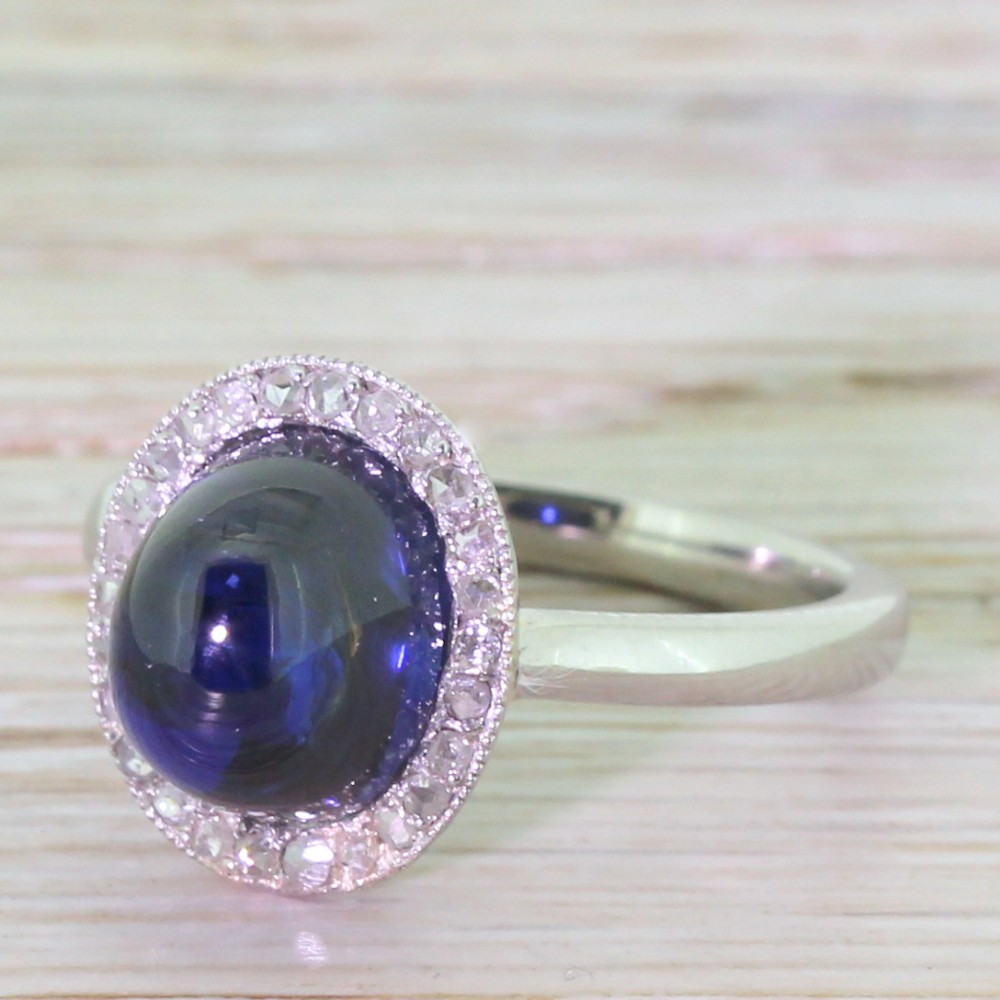 Art Deco 4.00 Carat Cabochon Sapphire & Diamond Ring, circa 1935
