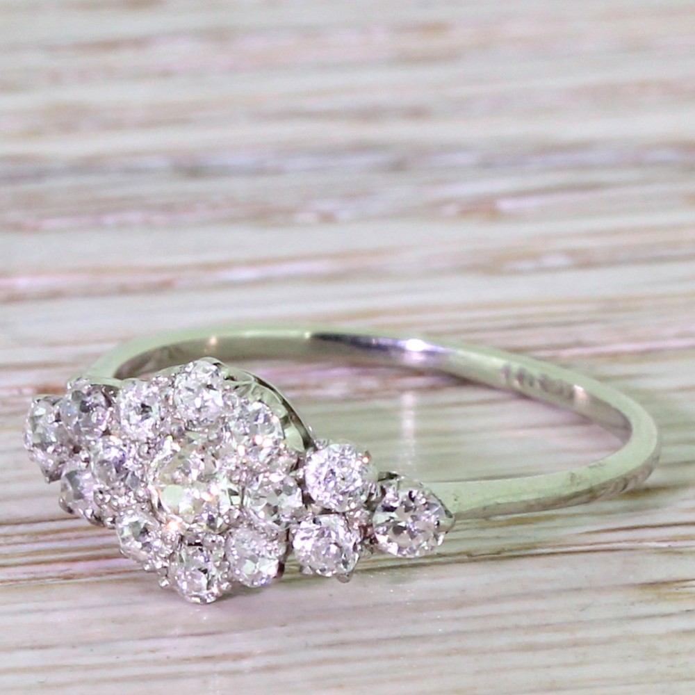 Art Deco 1.04 Carat Old Cut Diamond Cluster Ring, circa 1935
