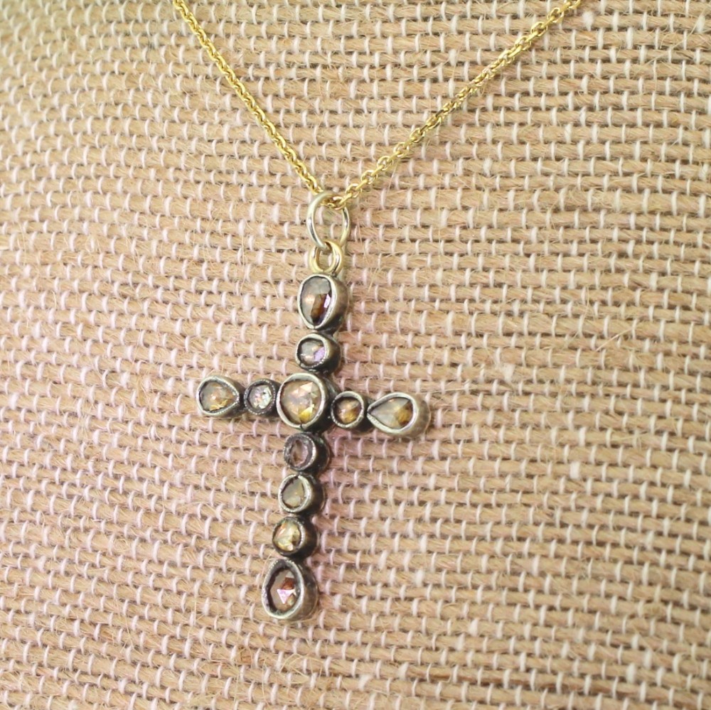 Georgian 0.70 Carat Rose Cut Diamond Cross Pendant, circa 1820
