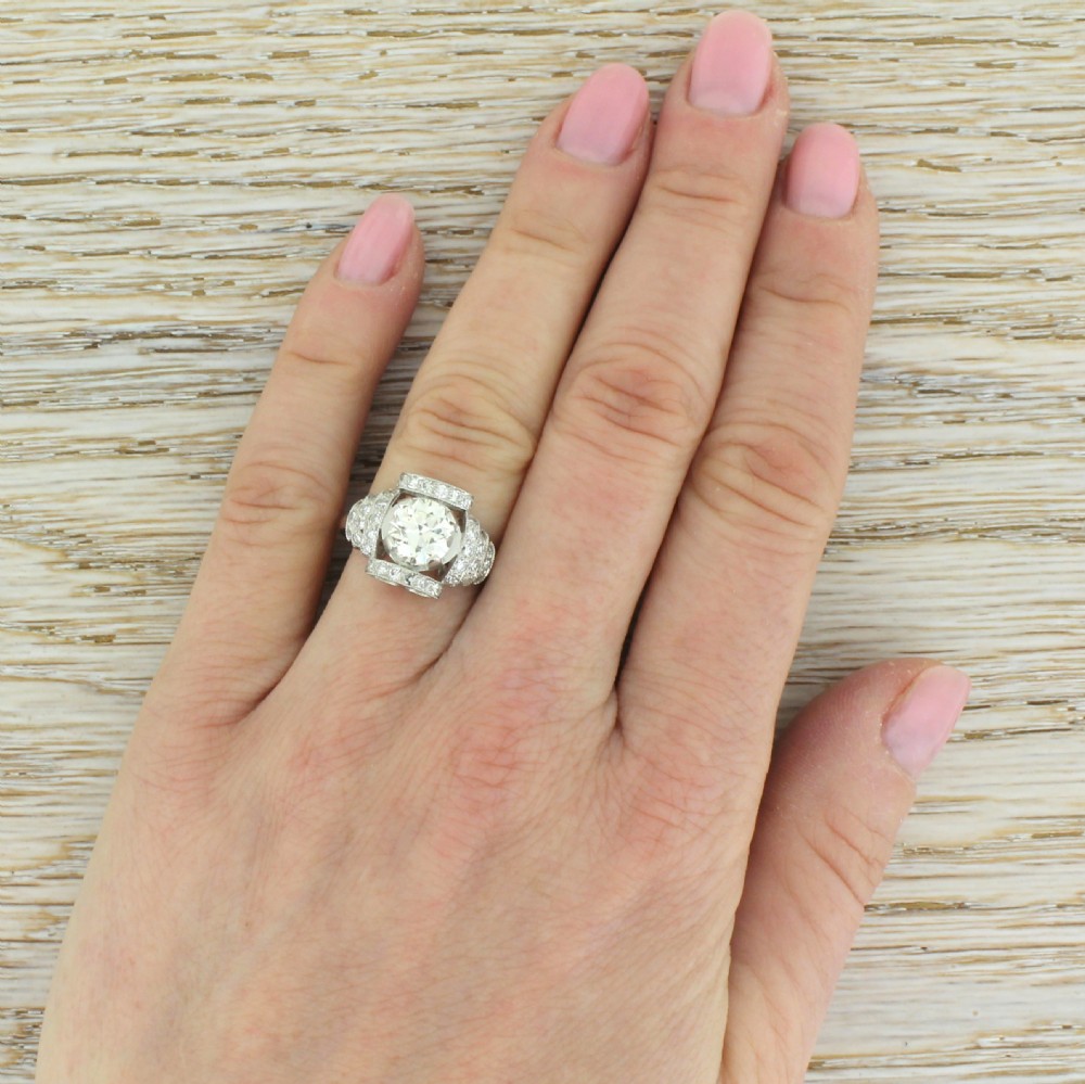 Art Deco 1.34 Carat Old European Cut Diamond Ring, circa 1920
 View VI