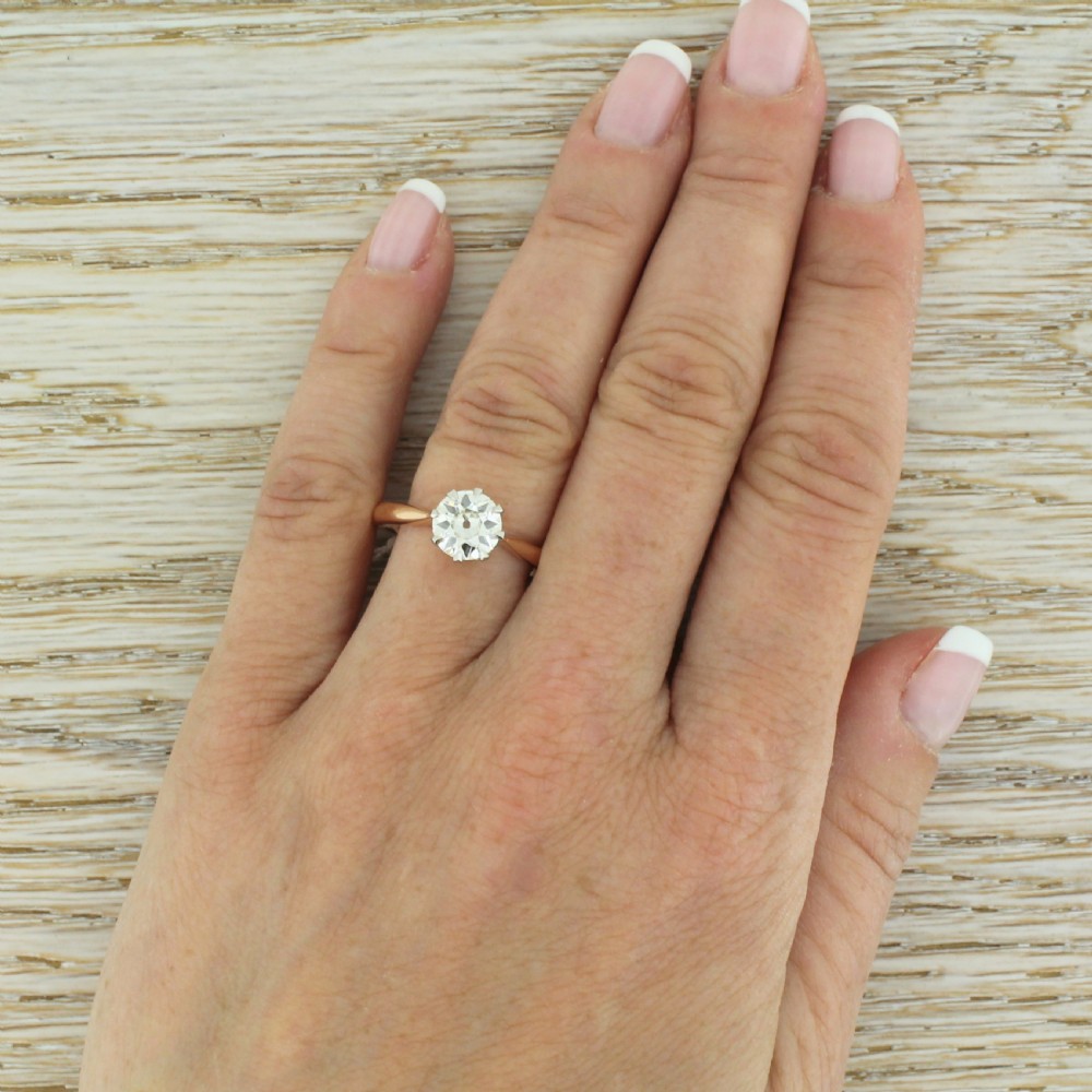 Art Deco 1.22 Carat Old European Cut Diamond Engagement Ring, circa 1925
 View V