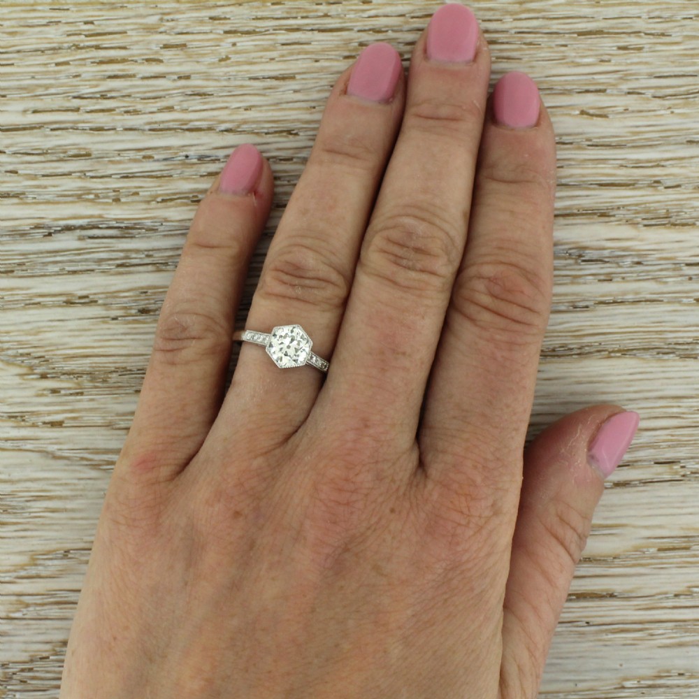 Art Deco 1.01 Carat Old Cut Diamond Engagement Ring, circa 1925
 View V