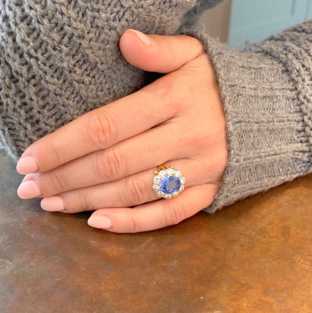 Mid Century 3.48 Carat Natural Ceylon Sapphire & Diamond Ring, circa 1965
 View VII