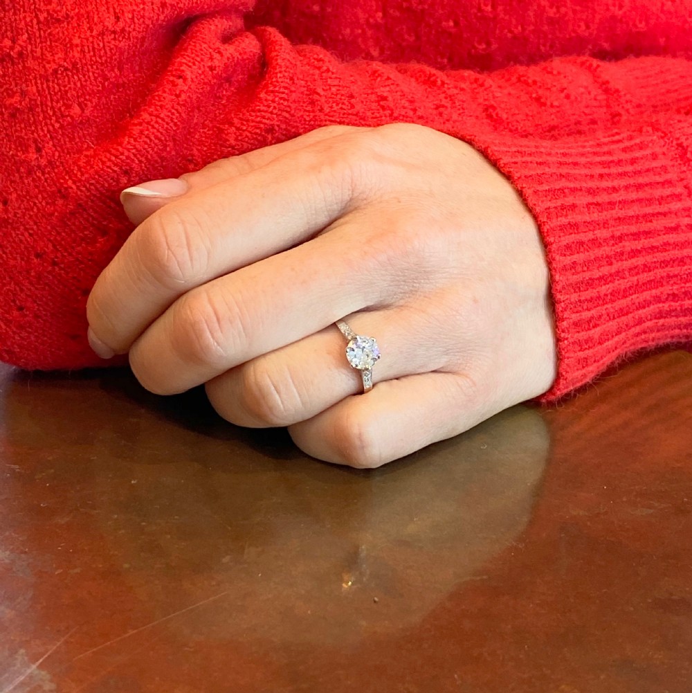 Art Deco 1.02 Carat Old Cut Diamond Engagement Ring, circa 1925 View VII