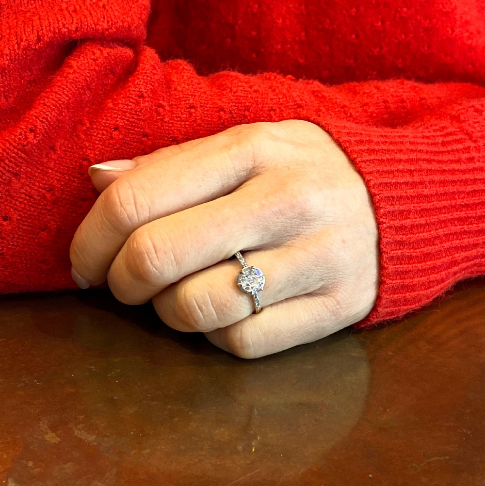 Art Deco 1.00 Carat Old Cut Diamond Engagement Ring, circa 1920 View VII