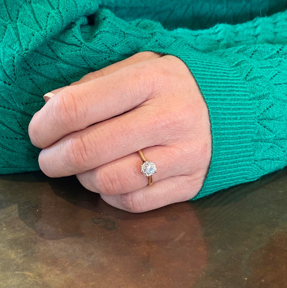 Art Deco 1.25 Carat Old Cut Diamond Engagement Ring, circa 1925 View VII