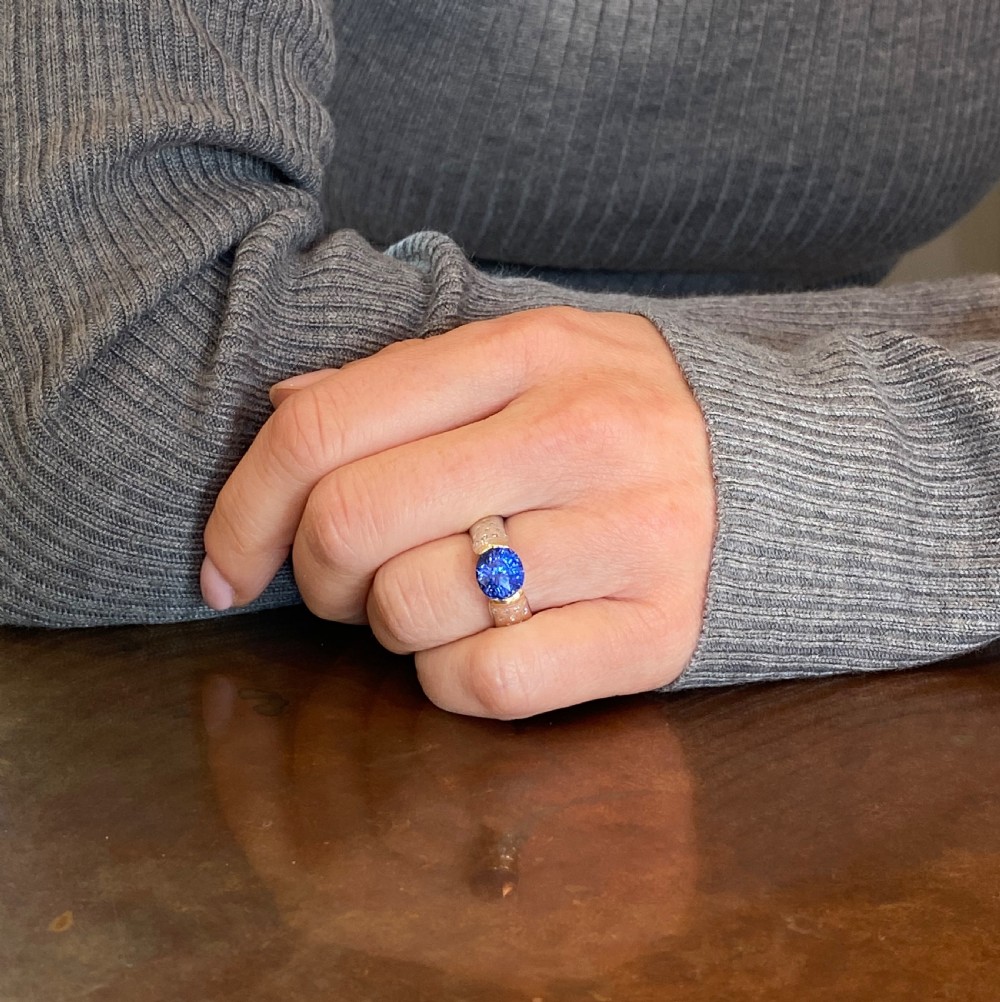 Late 20th Century 3.58 Carat Sapphire Solitaire Ring, French View VII
