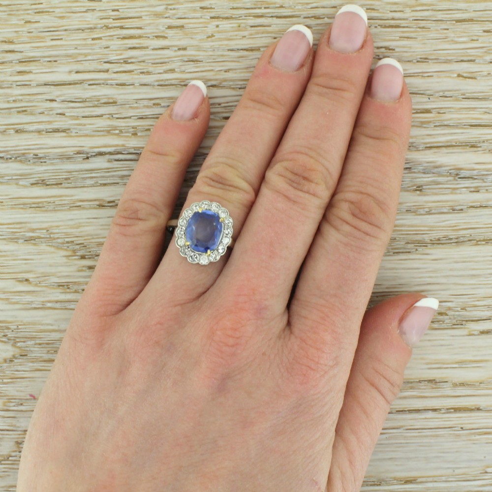 Art Deco 3.56 Carat Natural Sapphire & Diamond Cluster Ring, circa 1940 View V