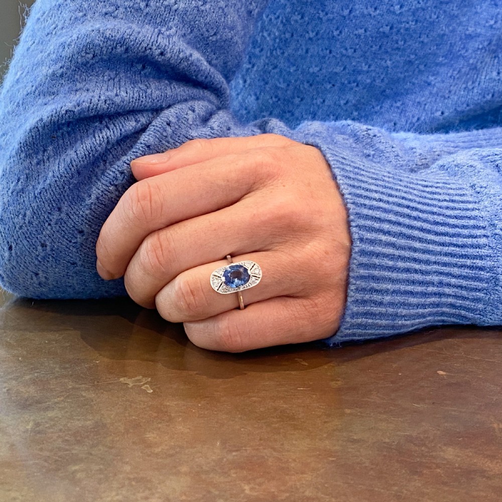 Art Deco 2.24 Carat Sapphire Cluster Ring, French, circa 1935 View VII