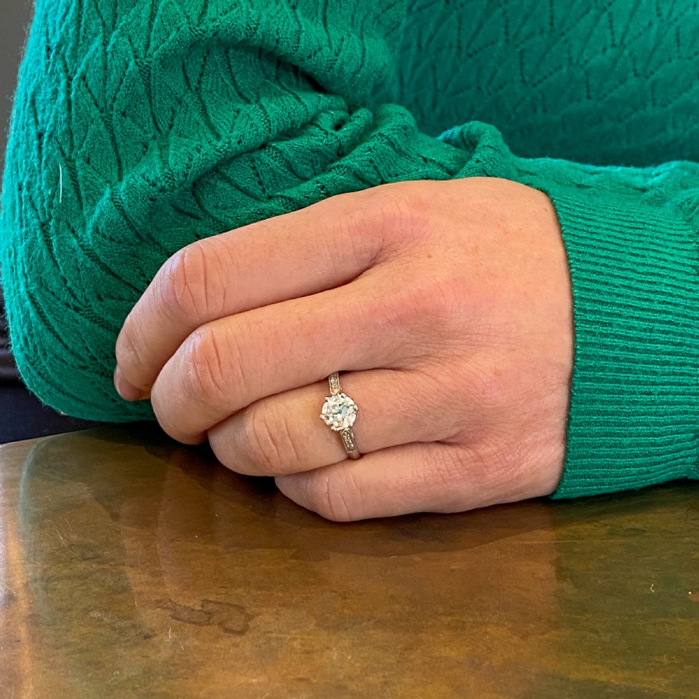 Art Deco 1.01 Carat Old Cut Diamond Engagement Ring, circa 1925 View VIII