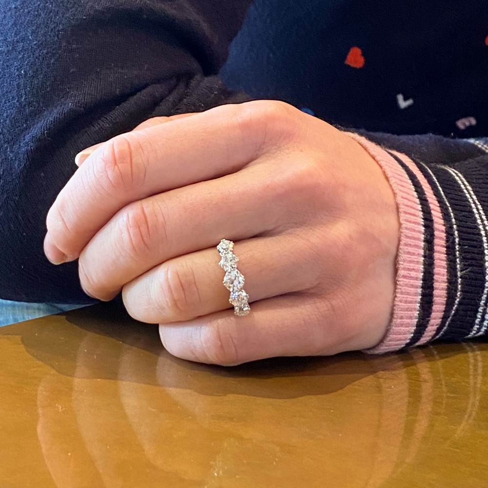 Art Deco 1.50 Carat Old Cut Diamond Five Stone Ring, circa 1920 View VIII