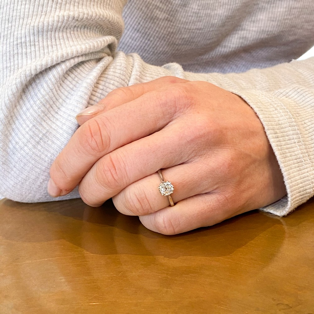 Art Deco 0.91 Carat Old Cut Diamond Engagement Ring, circa 1920 View VIII