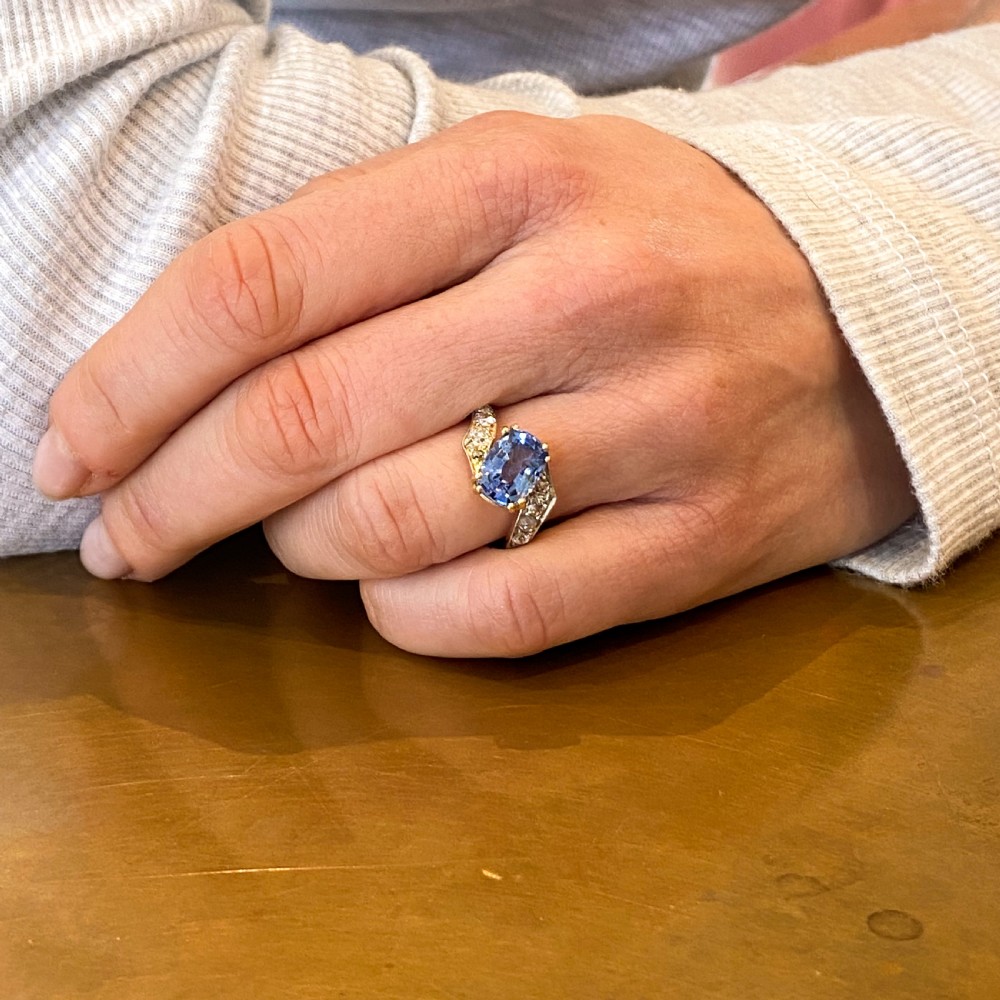 Art Deco 3.04 Carat Natural Ceylon Sapphire Solitaire Ring, circa 1935 View VIII