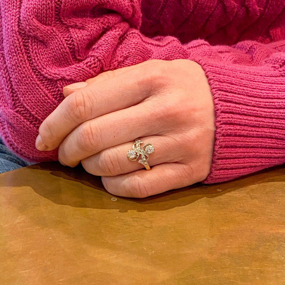 Art Nouveau 0.46 Carat Old Cut Diamond Toi Et Moi Ring, circa 1910 View VII