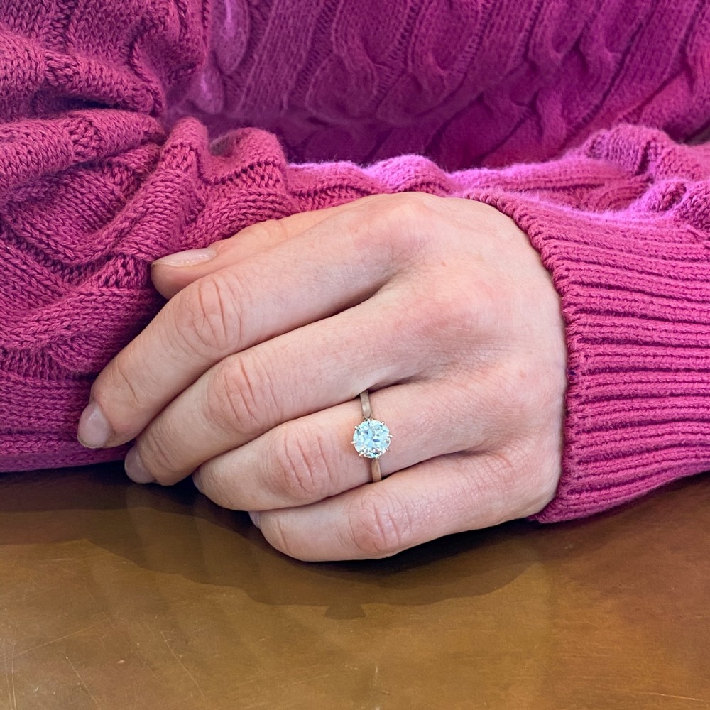 Art Deco 1.20 Carat Old Cut Diamond Engagement Ring, circa 1925 View VIII