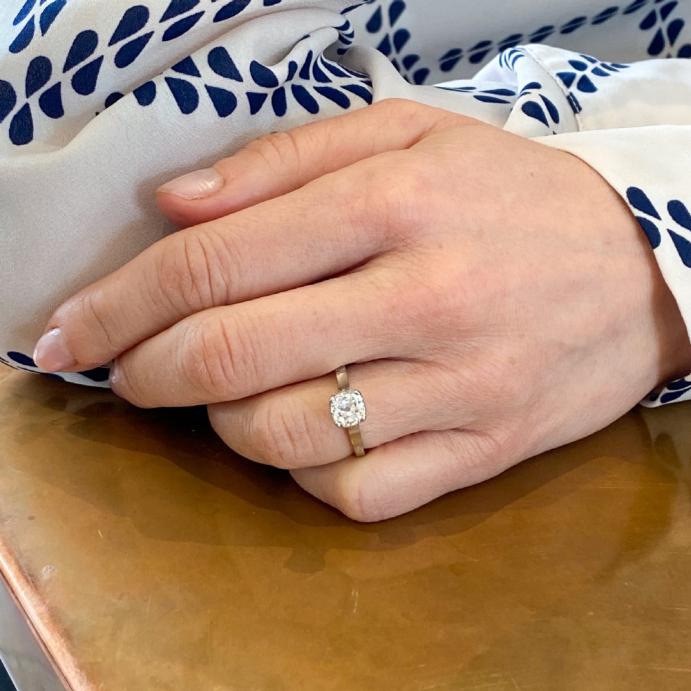 Art Deco 1.32 Carat Old Cut Diamond Engagement Ring, circa 1930 View VIII