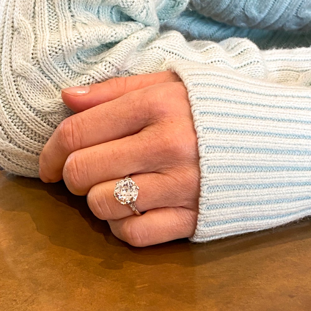 Art Deco 3.56 Carat Old Cut Diamond Engagement Ring, circa 1920 View VIII