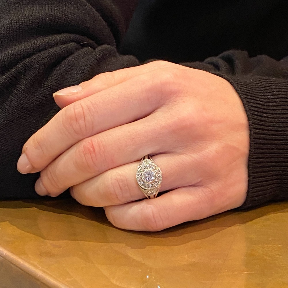 Art Deco 0.87 Carat Old Cut Diamond Cluster Ring, circa 1940 View VIII