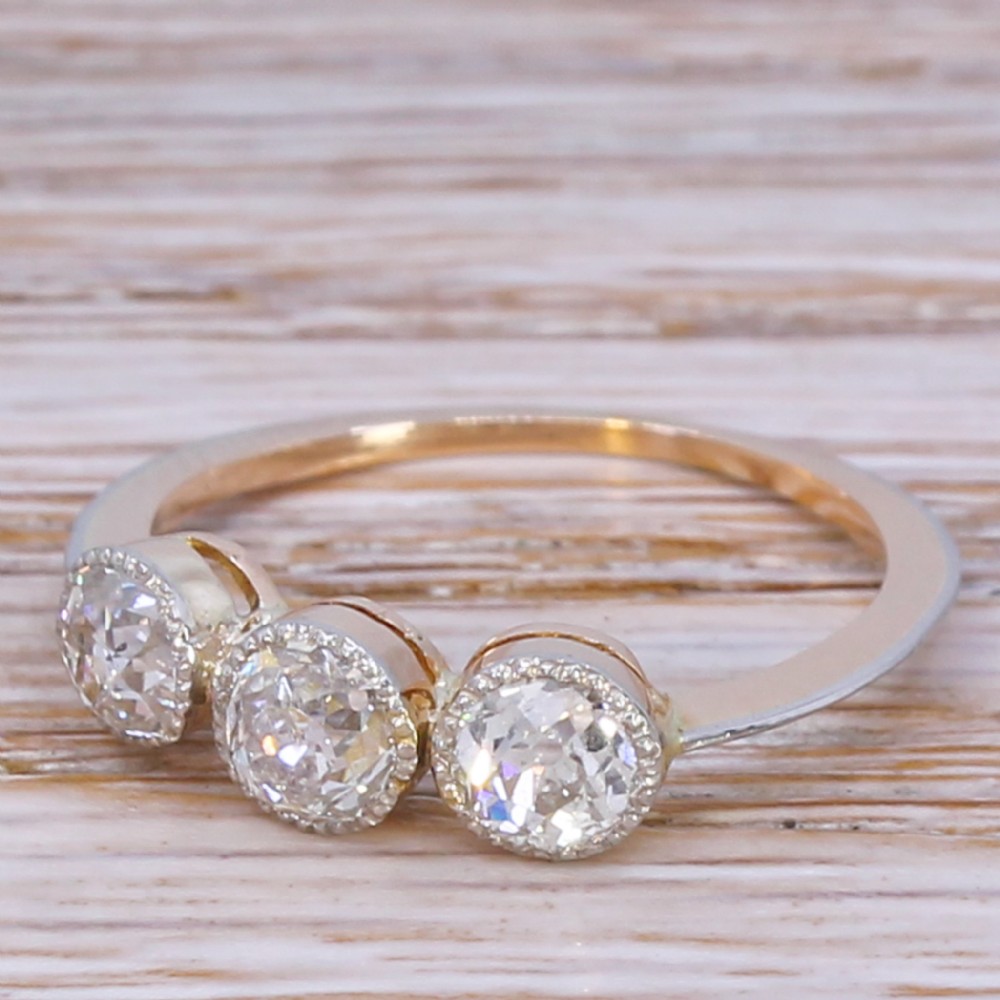 Edwardian 1.16 Carat Old Cut Diamond Trilogy Ring, circa 1910