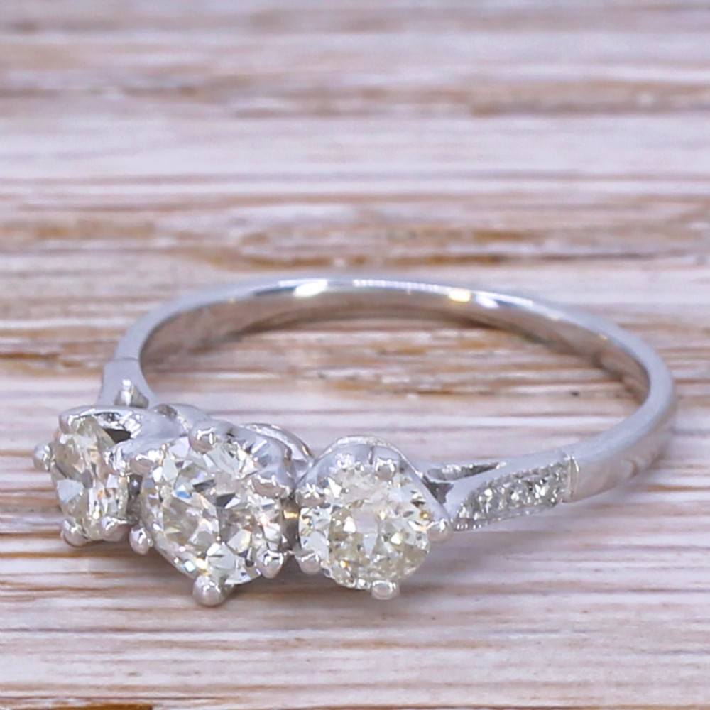 Art Deco 1.08 Carat Old Cut Diamond Trilogy Ring, circa 1935