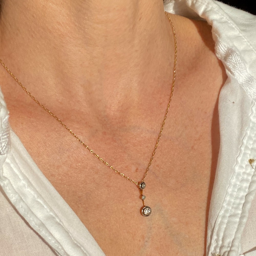 Art Deco 0.22 Carat Old Cut Diamond Drop Pendant, circa 1935 View II