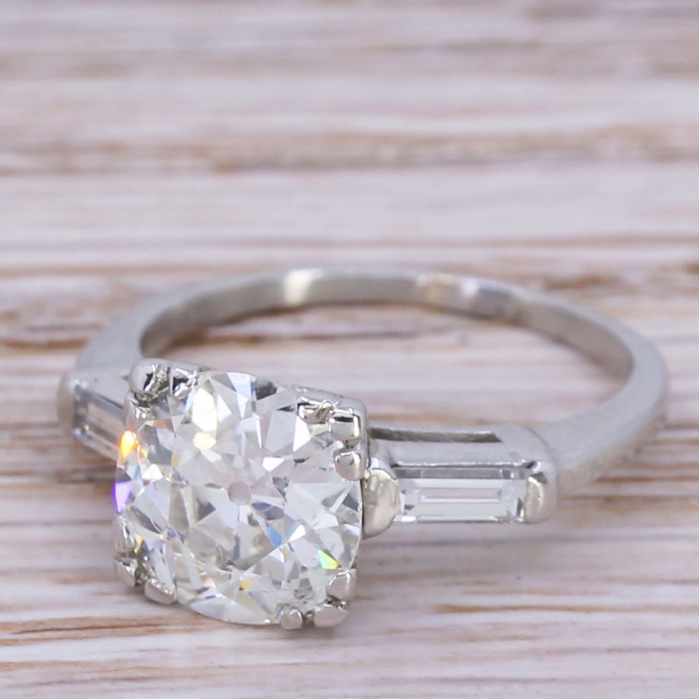 Art Deco 2.03 Carat Old Cut Diamond Engagement Ring, circa 1930