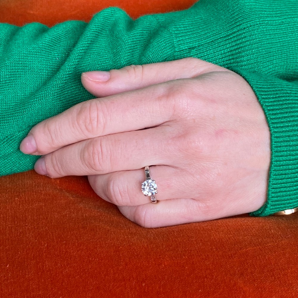 Art Deco 1.00 Carat Old Cut Diamond Engagement Ring, circa 1930 View VIII
